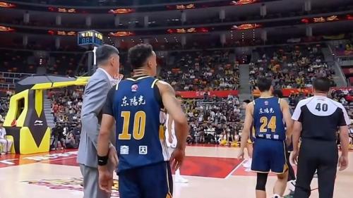 广东vs江苏前瞻：徐杰PK庞峥麟，杜锋率队冲击2连胜