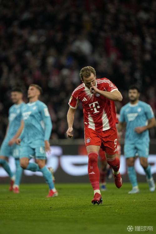 赫内斯：拜仁是全球财政最健康的球队；现在的凯恩值1.5亿